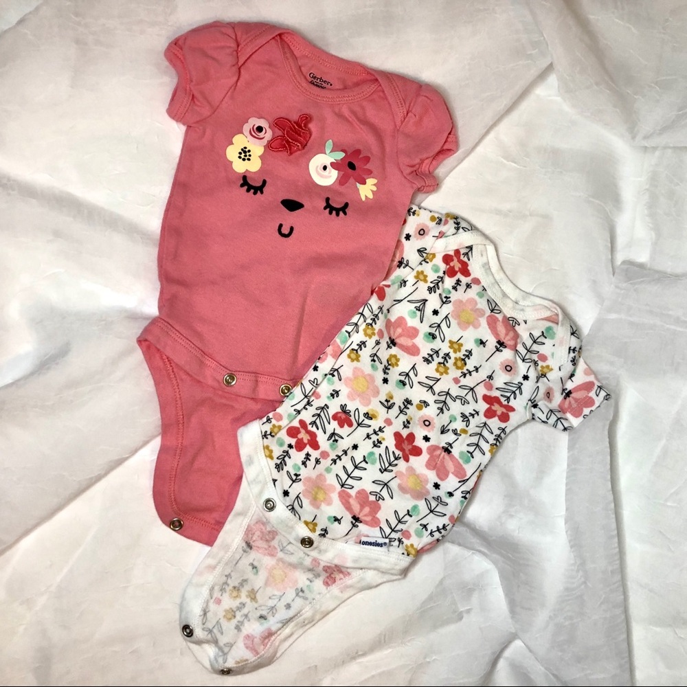 Gerber’s NB Girl Floral Onesies (set of two)